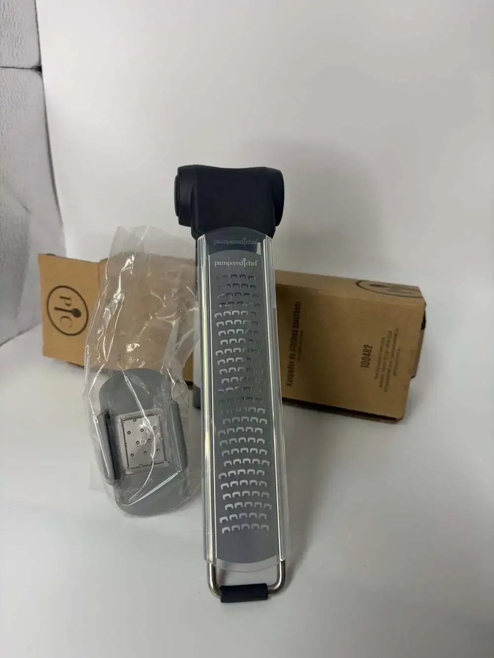 Pampered Chef ADJUSTABLE ZESTER - Tackles Lemon Peel, Nutmeg, Parmesan - New